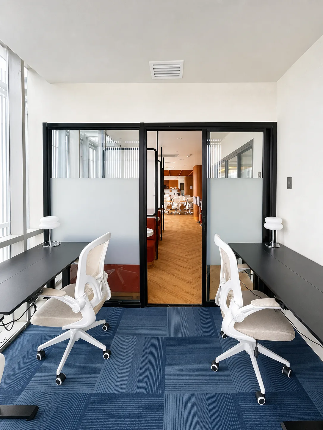 Tenacity Office (4 Seats) thumbnail 2