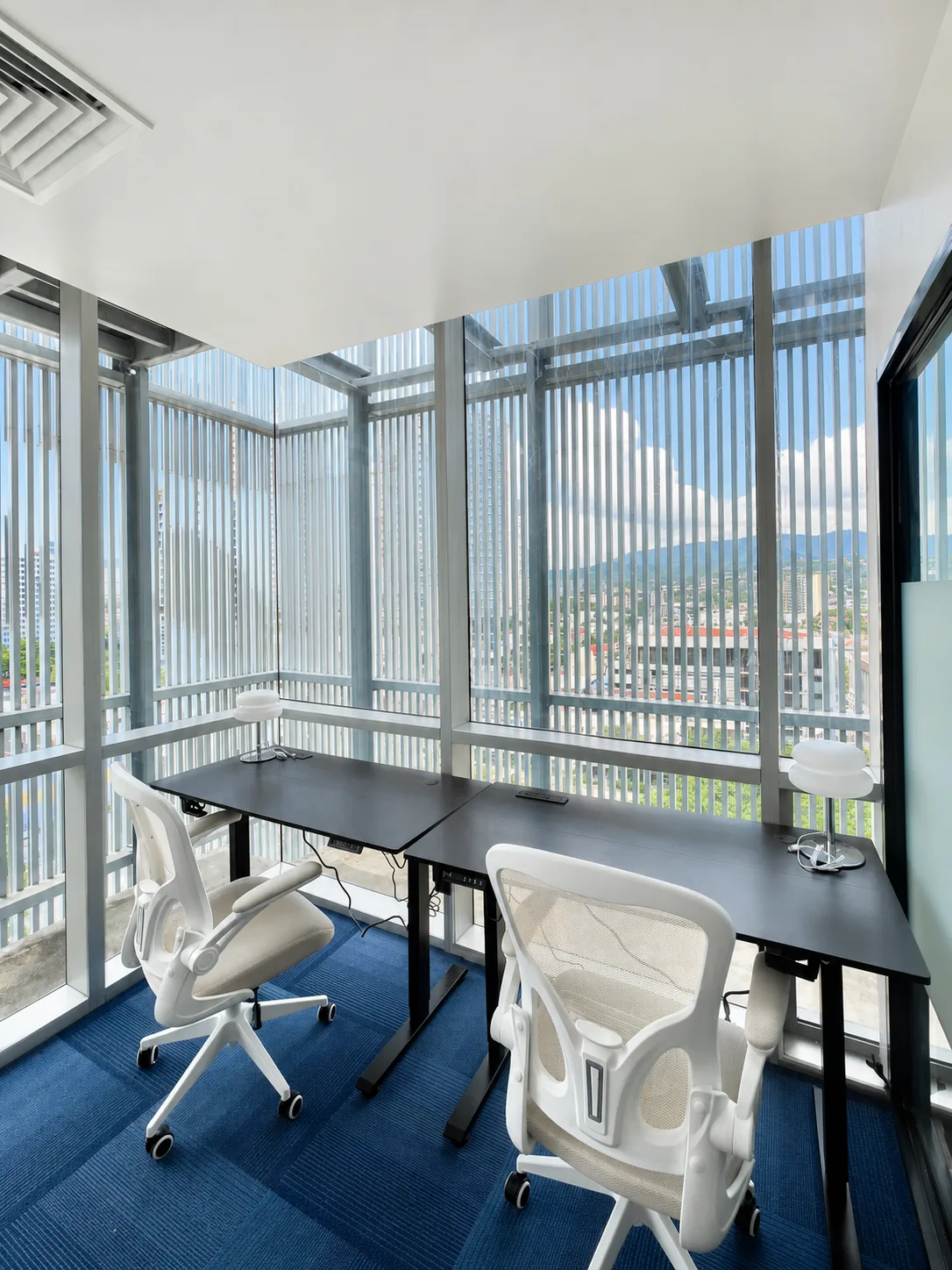 Tenacity Office (4 Seats) thumbnail 4